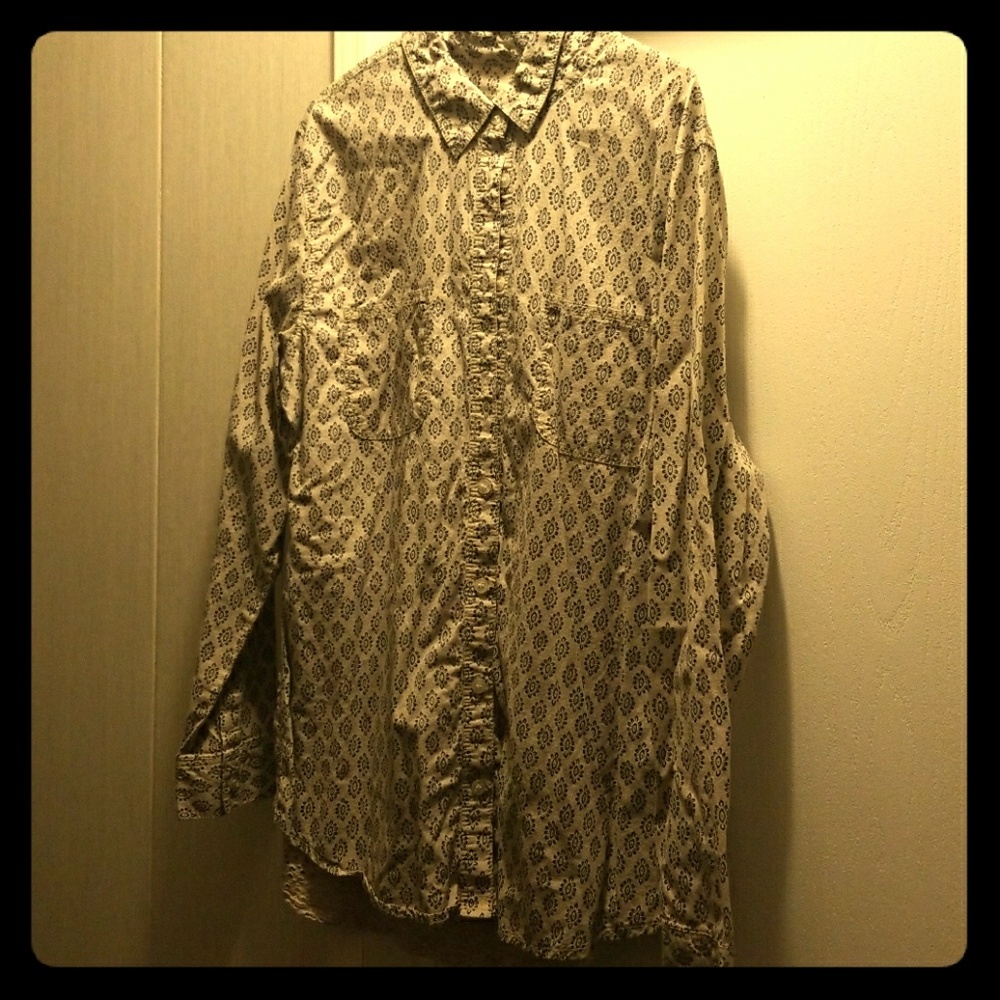 Long sleeve button up